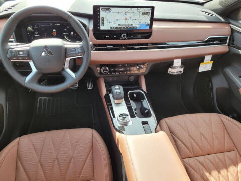 2026 Mitsubishi Outlander SEL