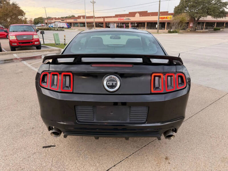 2014 Ford Mustang GT Premium
