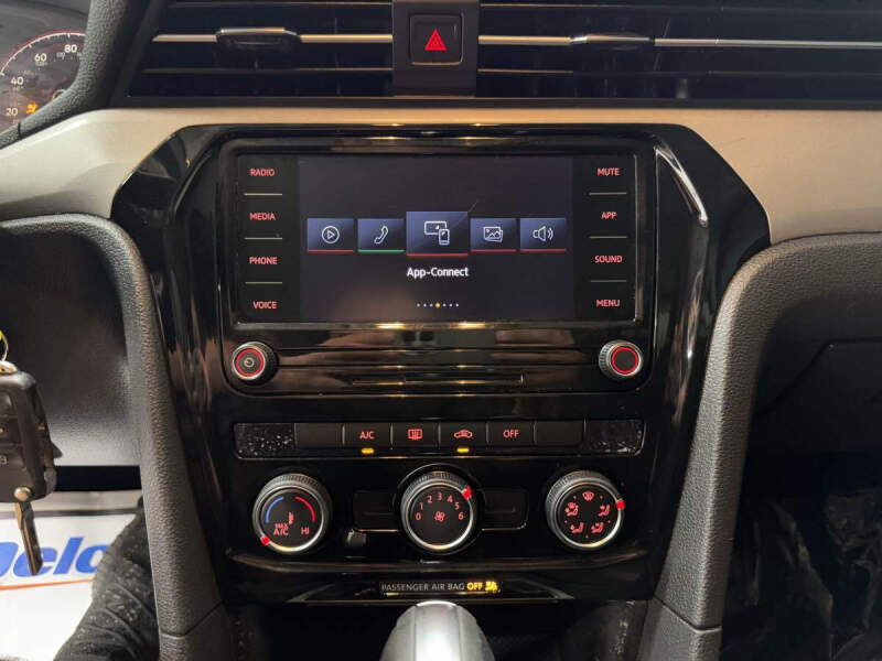 2021 Volkswagen Passat S