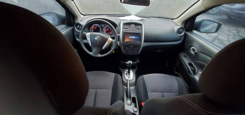 2017 Nissan Versa 1.6 SV