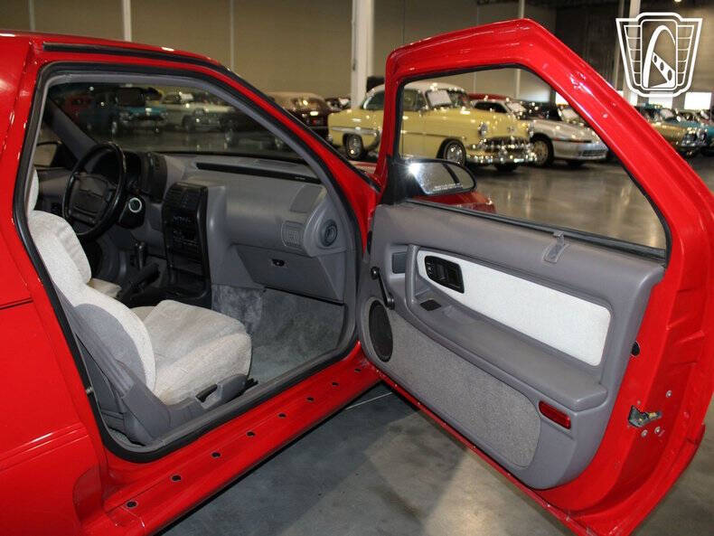 1993 Dodge Daytona ES
