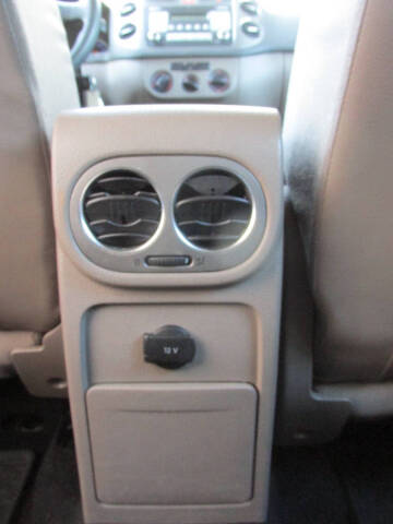 2009 Volkswagen Tiguan SE