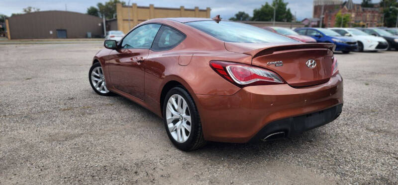 2013 Hyundai Genesis Coupe 3.8 Grand Touring