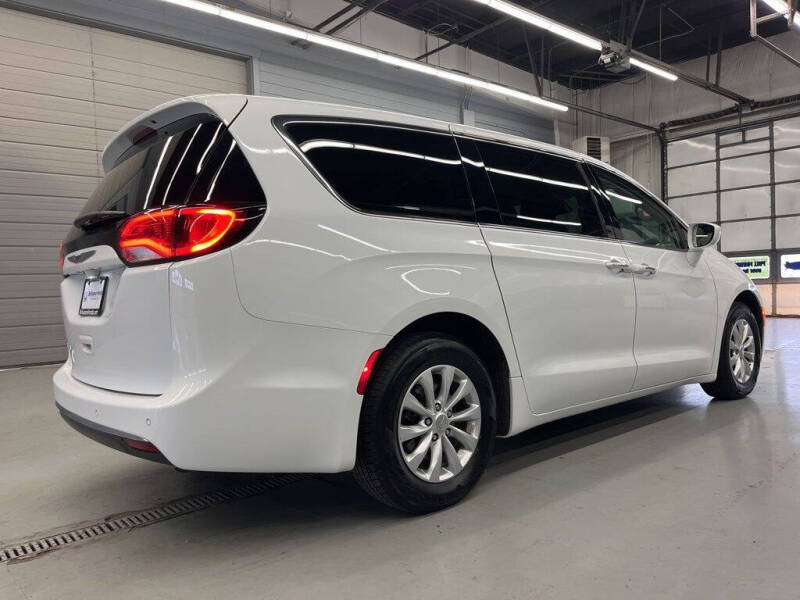 2019 Chrysler Pacifica Touring Plus