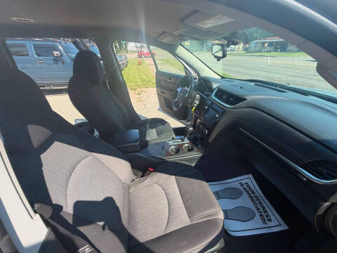 2017 Chevrolet Traverse LT
