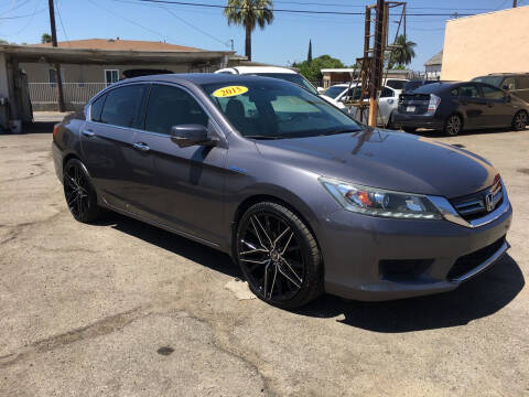 2015 Honda Accord Hybrid for sale at JR'S AUTO SALES in Pacoima CA