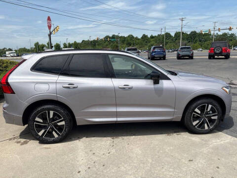 2026 Volvo XC60 B5 Plus