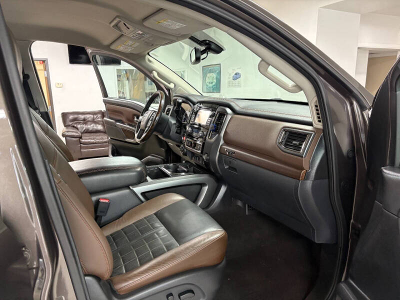 2016 Nissan Titan XD Platinum Reserve