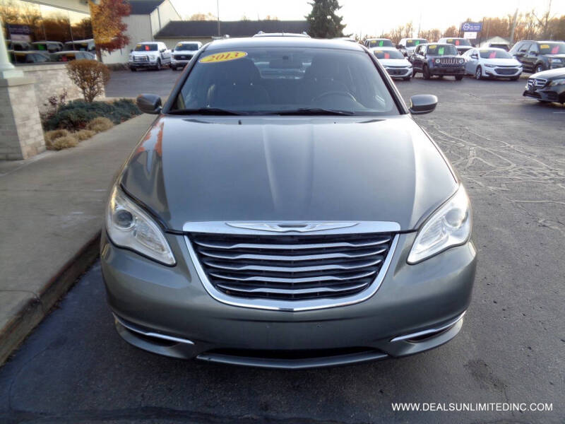 2013 Chrysler 200 Touring