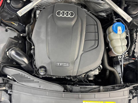 2017 Audi A4 2.0T quattro Premium Plus