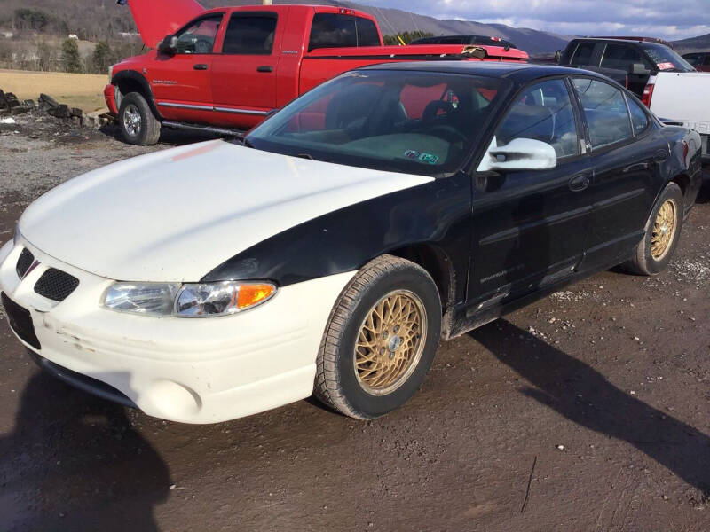 2002 Pontiac Grand Prix for sale at Troy's Auto Sales in Dornsife PA