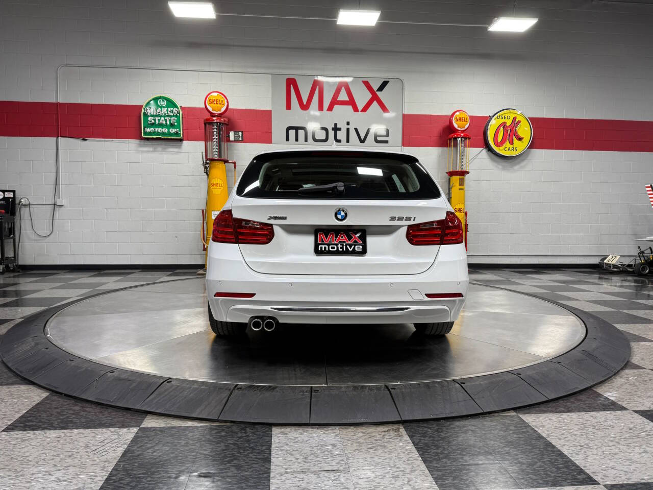 2014 BMW 3 Series 12