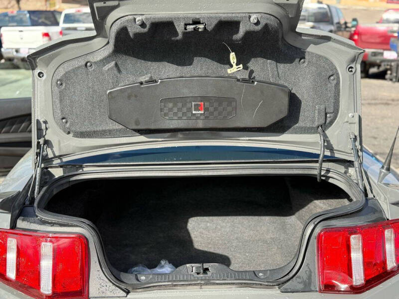 2011 Ford Mustang GT Premium