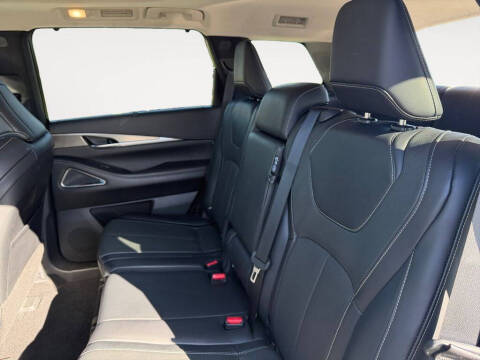 2022 Infiniti QX60 Luxe