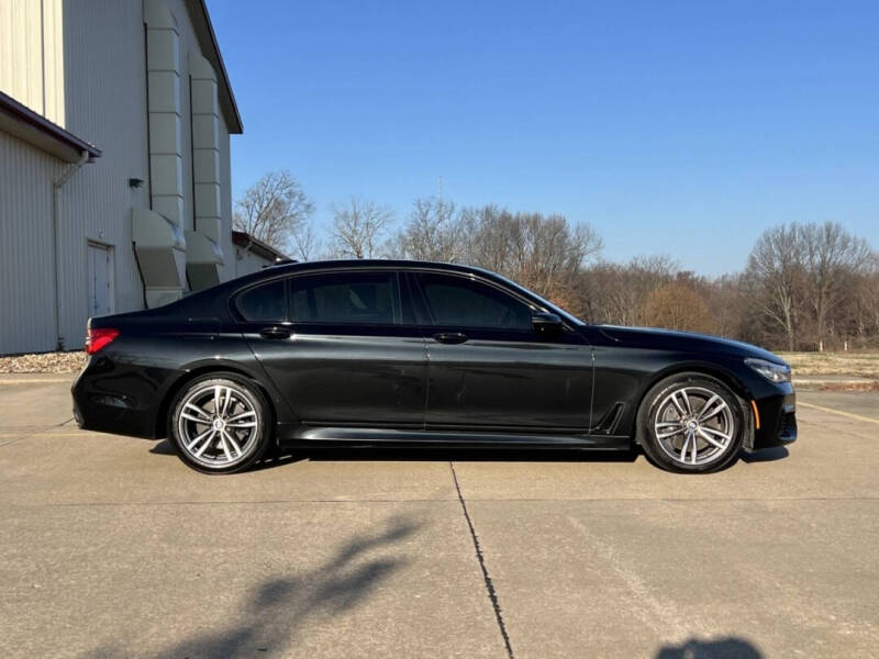 2016 BMW 7 Series 750i xDrive