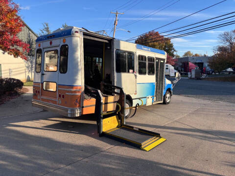 2015 Ford E-Series E-450 SD