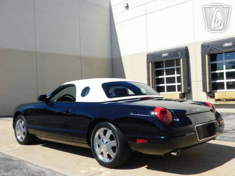 2002 Ford Thunderbird Deluxe