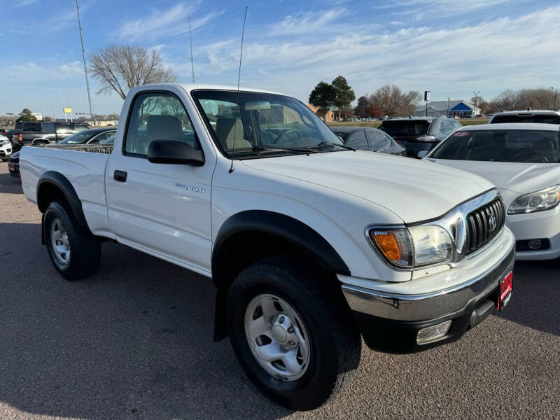 2004 Toyota Tacoma Base photo 16