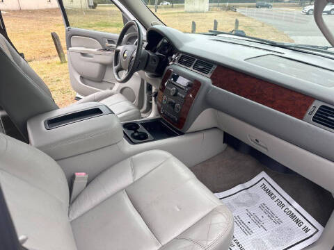 2011 Chevrolet Avalanche LT