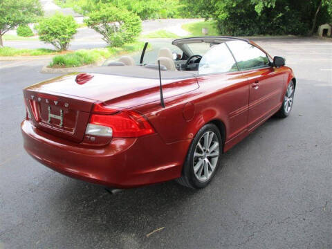 2011 Volvo C70 T5