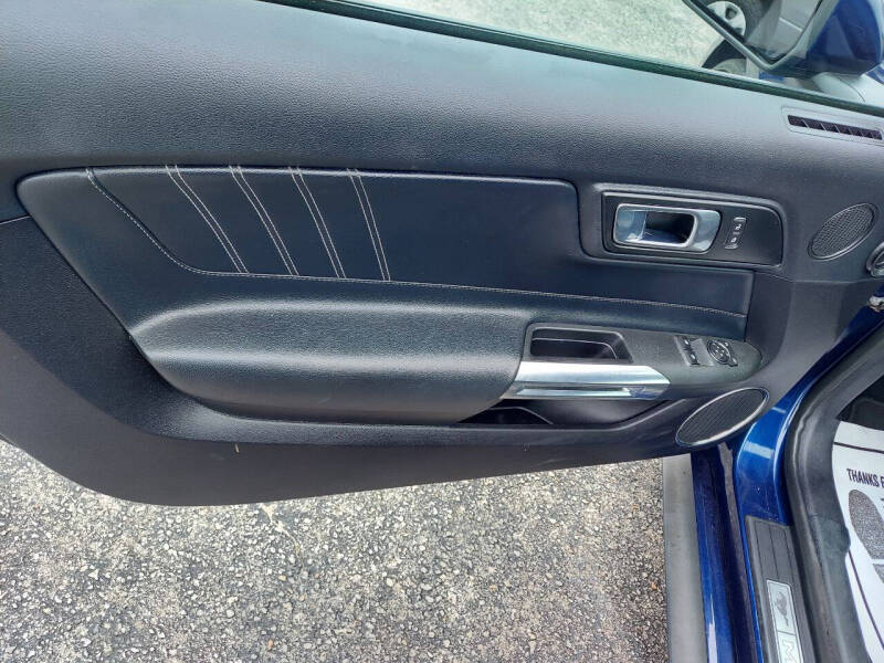 2019 Ford Mustang EcoBoost