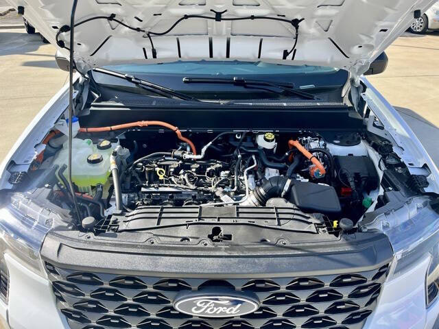 2025 Ford Maverick XL