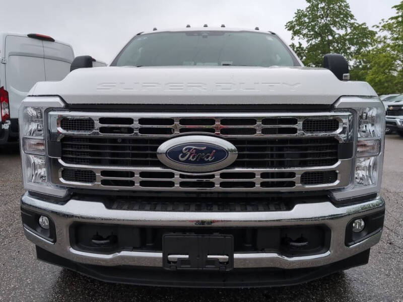 2025 Ford F-350 Super Duty XL