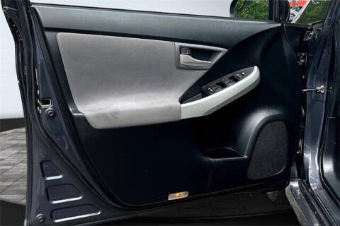 2012 Toyota Prius Plug-in Hybrid Advanced