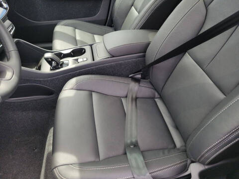 2026 Volvo XC40 B5 Core