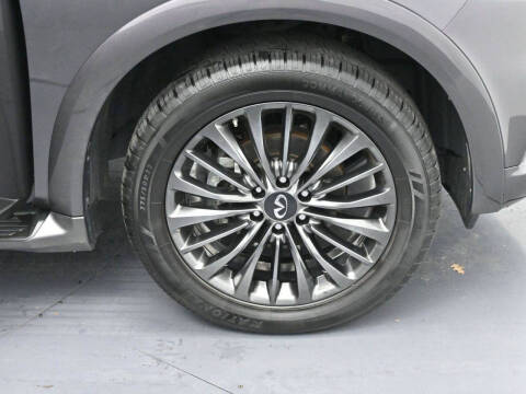 2022 Infiniti QX80 Premium Select