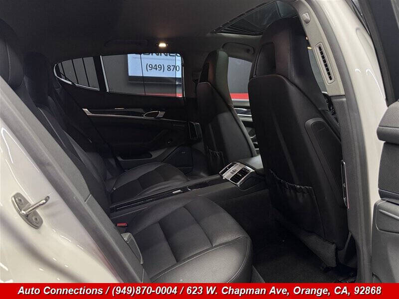 2012 Porsche Panamera