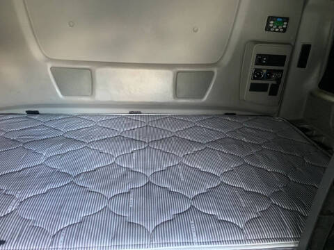 2020 International LT625