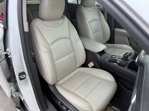 2019 Cadillac XT4 Premium Luxury