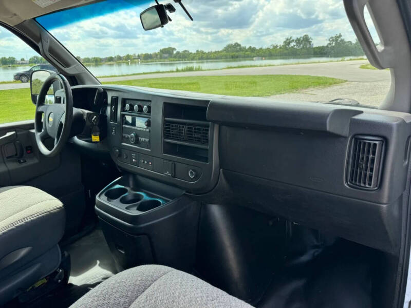 2019 Chevrolet Express 3500