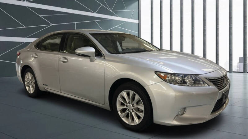 2013 Lexus ES 300h