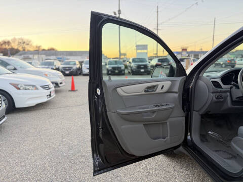 2015 Chevrolet Traverse LS