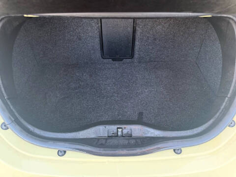 2004 Volkswagen New Beetle Convertible GLS