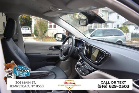 2024 Chrysler Pacifica Touring L