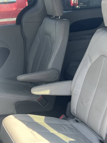 2020 Chrysler Pacifica Touring L