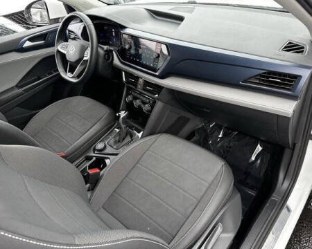 2024 Volkswagen Taos SE 4Motion