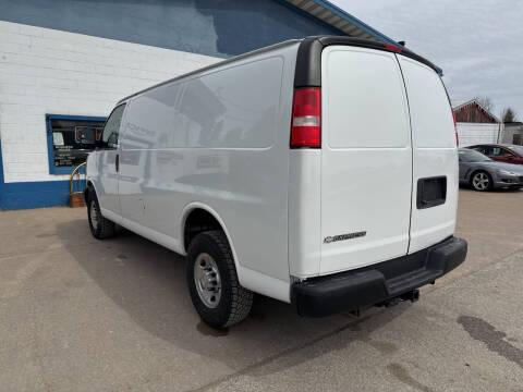 2021 Chevrolet Express 3500