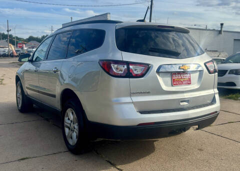 2017 Chevrolet Traverse LS