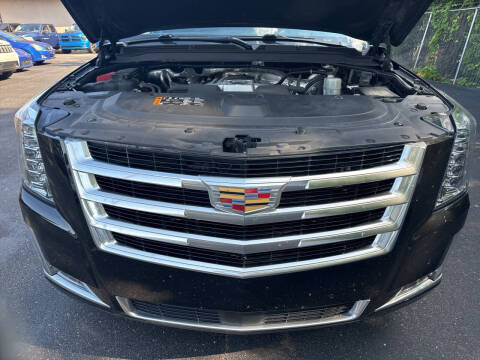 2017 Cadillac Escalade Premium Luxury