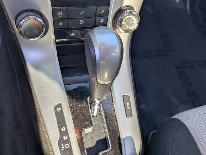 2016 Chevrolet Cruze Limited LS Auto