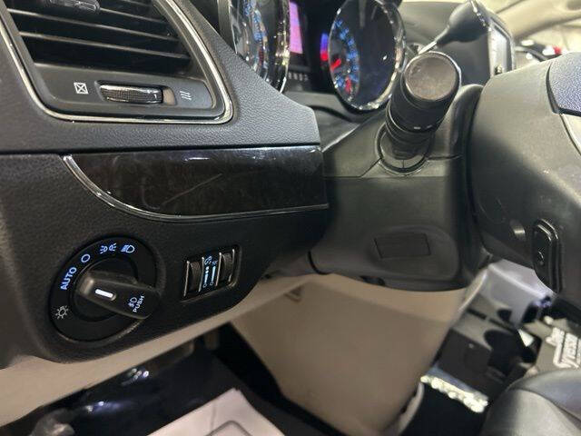 2016 Chrysler Town and Country Touring