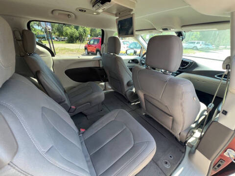 2017 Chrysler Pacifica Touring Plus
