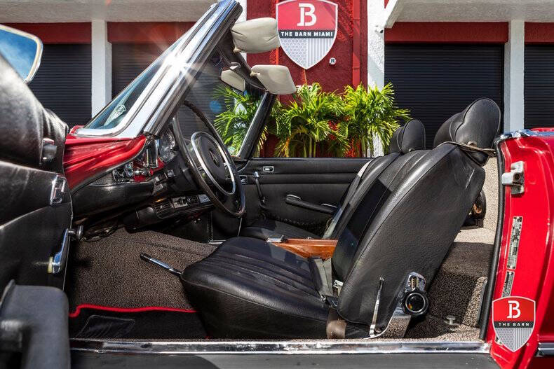 1970 Mercedes-Benz 280-Class