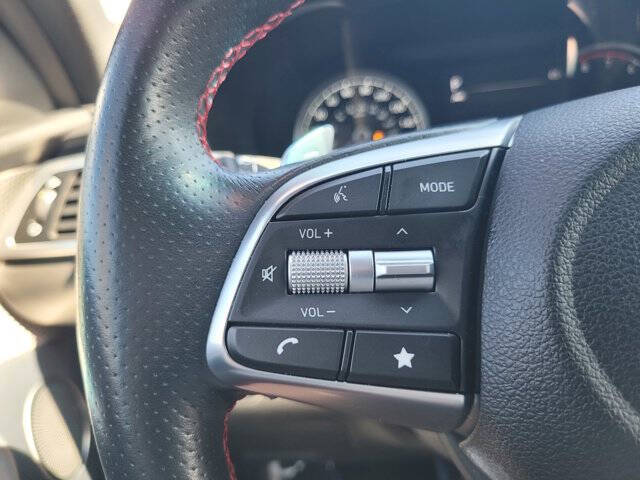 2023 Genesis G70