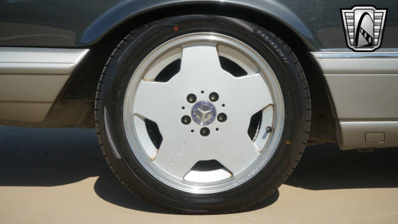 1986 Mercedes-Benz 560-Class 560 SEC