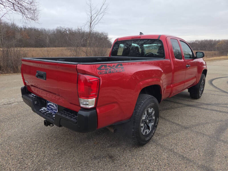 2017 Toyota Tacoma SR